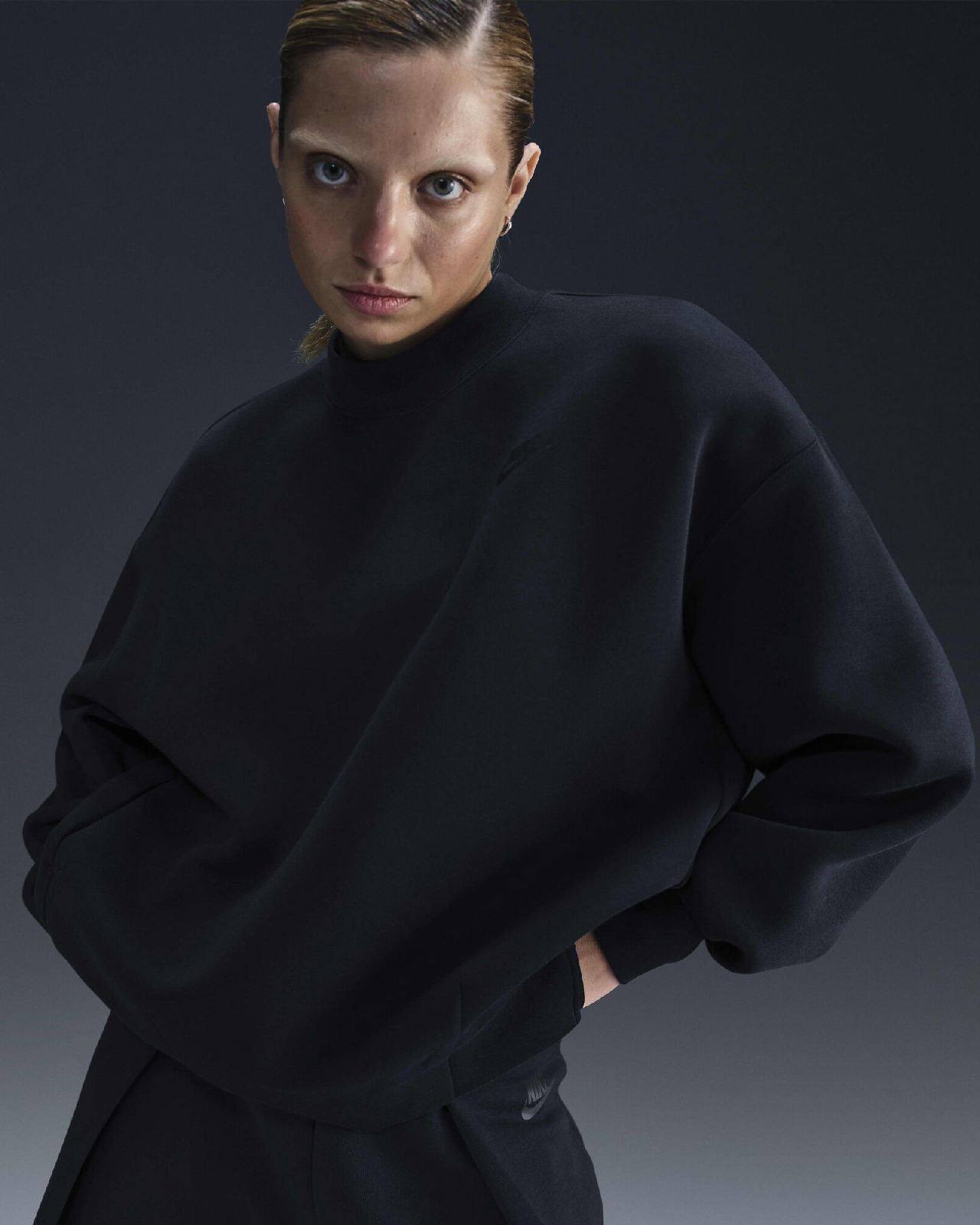 Image of Дамски Суитшърт NIKE W NSW TCH FLC OS CREW - Ballistic-sport